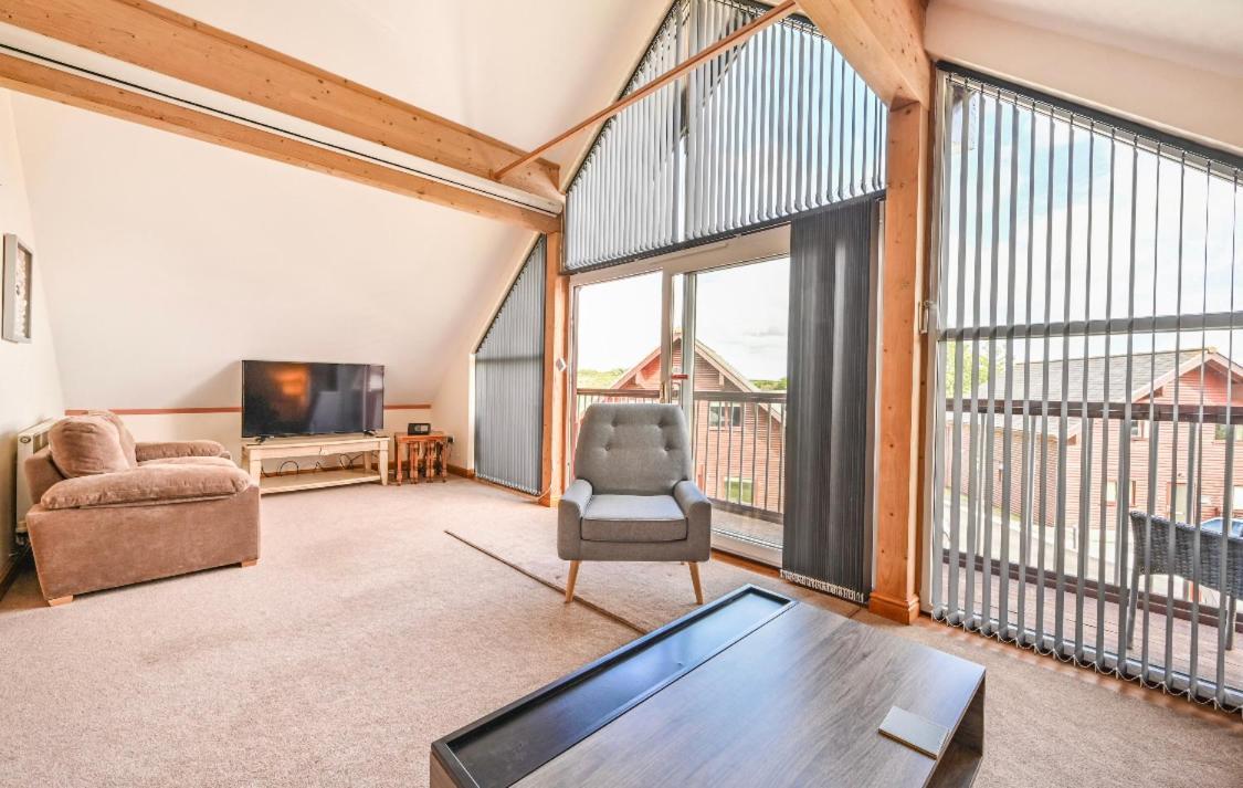 3 Bed Lodge With Ev Point Truro Exterior foto